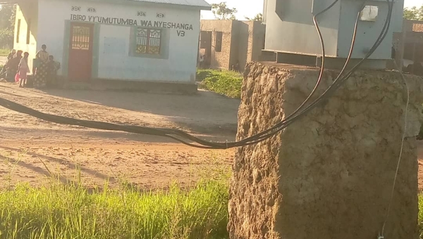 Gihanga : Le village 3 dans l'obscurité depuis 2 mois